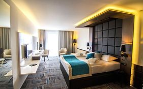 Hotel Hills Sarajevo Congress & Thermal Spa Resort